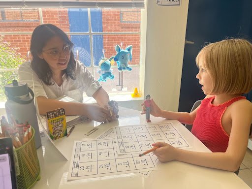 Tutor with second grader